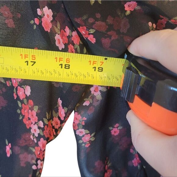 Vintage Y2K Spenser Jeremy Women's Black Floral Silk Blouse Size 10 - Picture 6 of 7